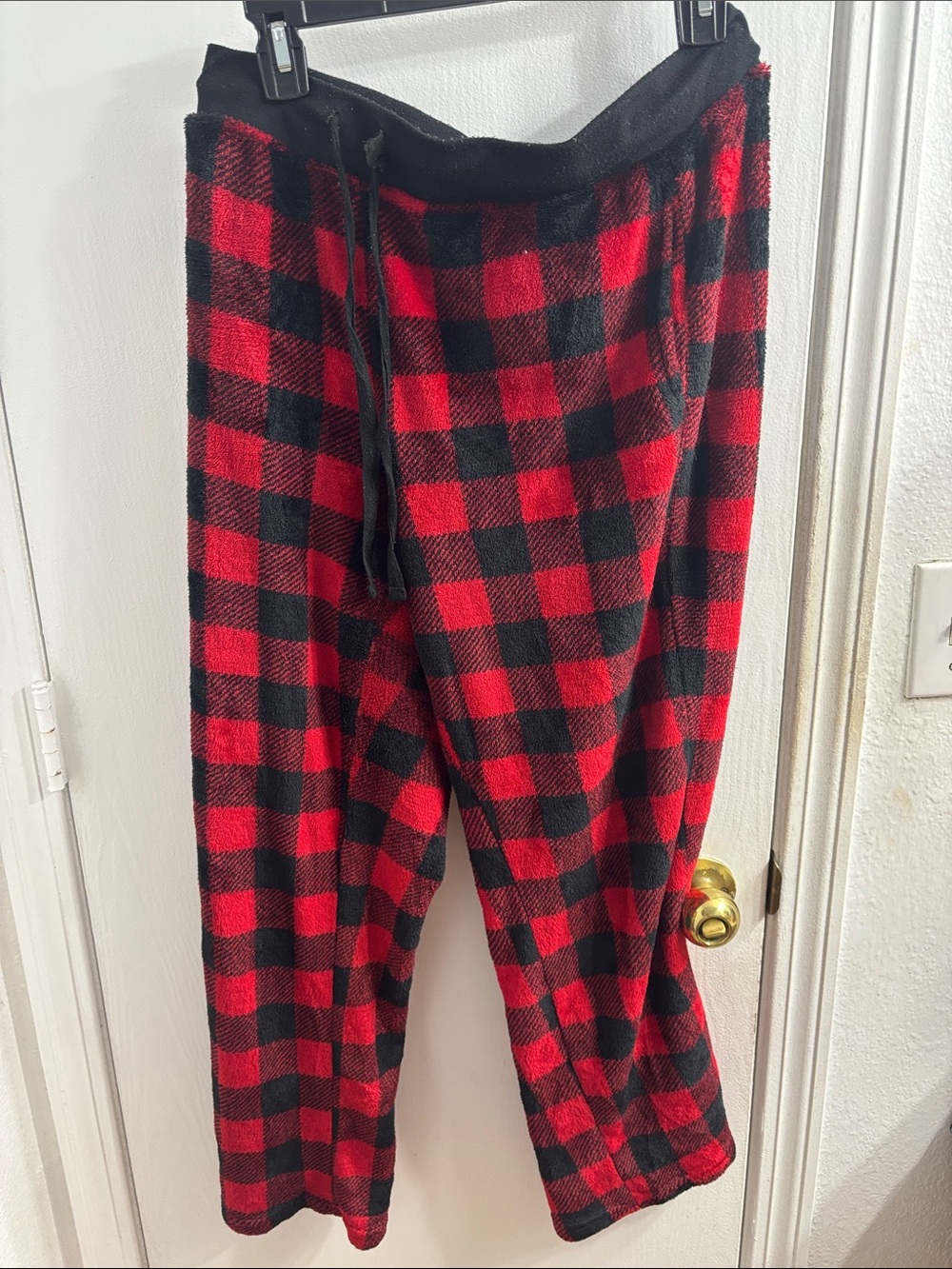 Juniors Red & Black Buffalo Plaid Joggers